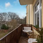 Lion Apartments - Family Stay