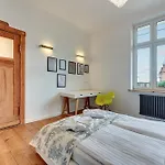 Lion Apartments - Family Stay